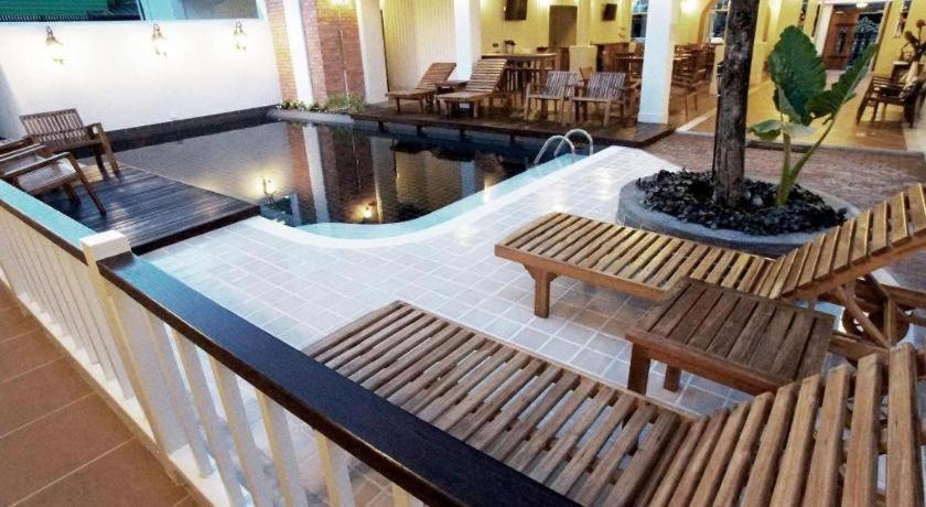 Baan Pimpisa Hotel Bang Sare Exterior foto